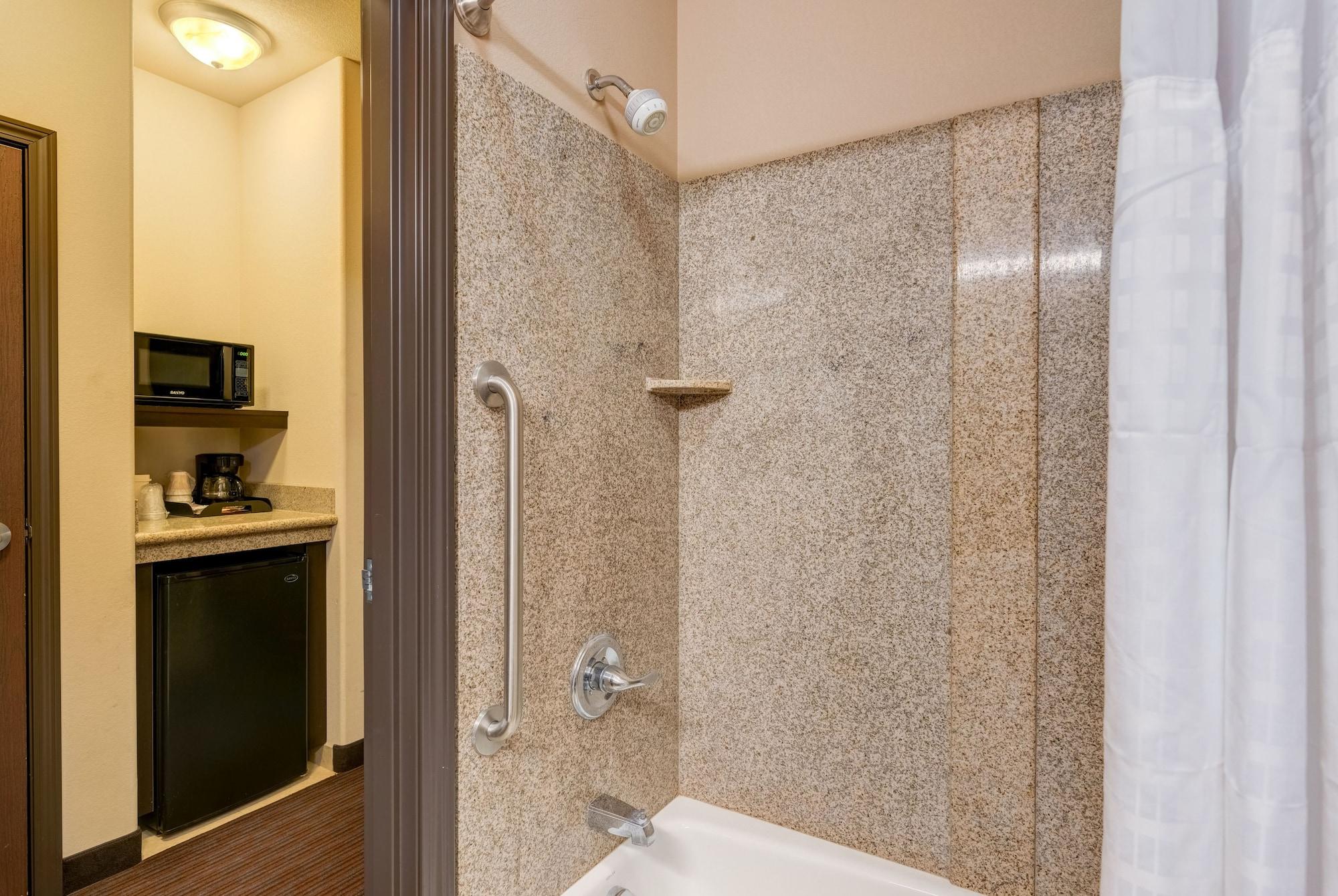 Grand Vista Hotel 3*
