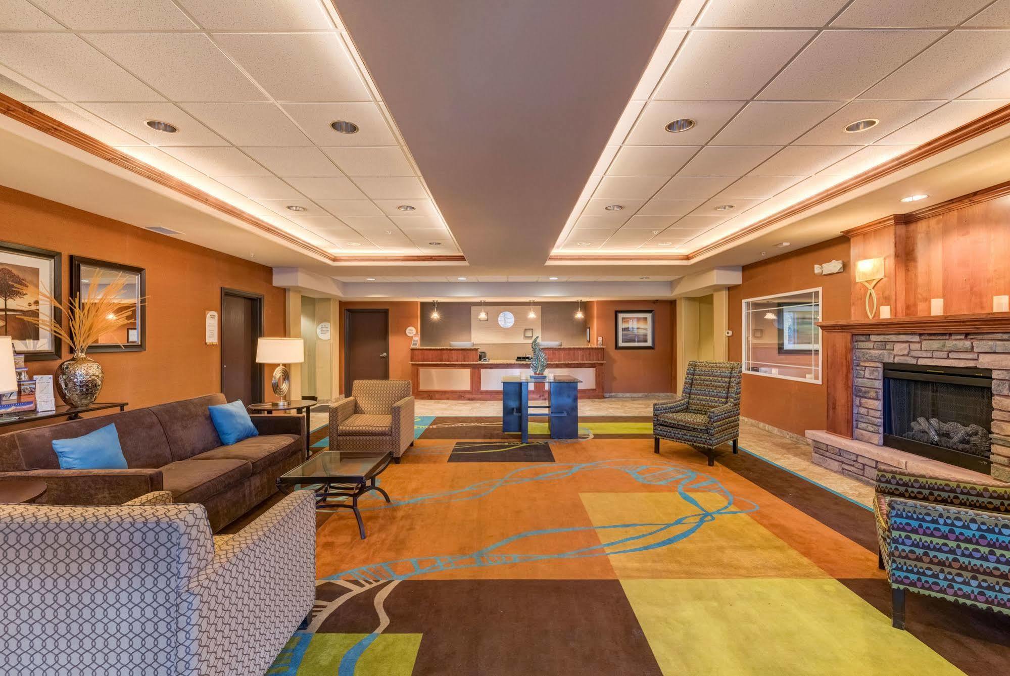 Grand Vista Hotel